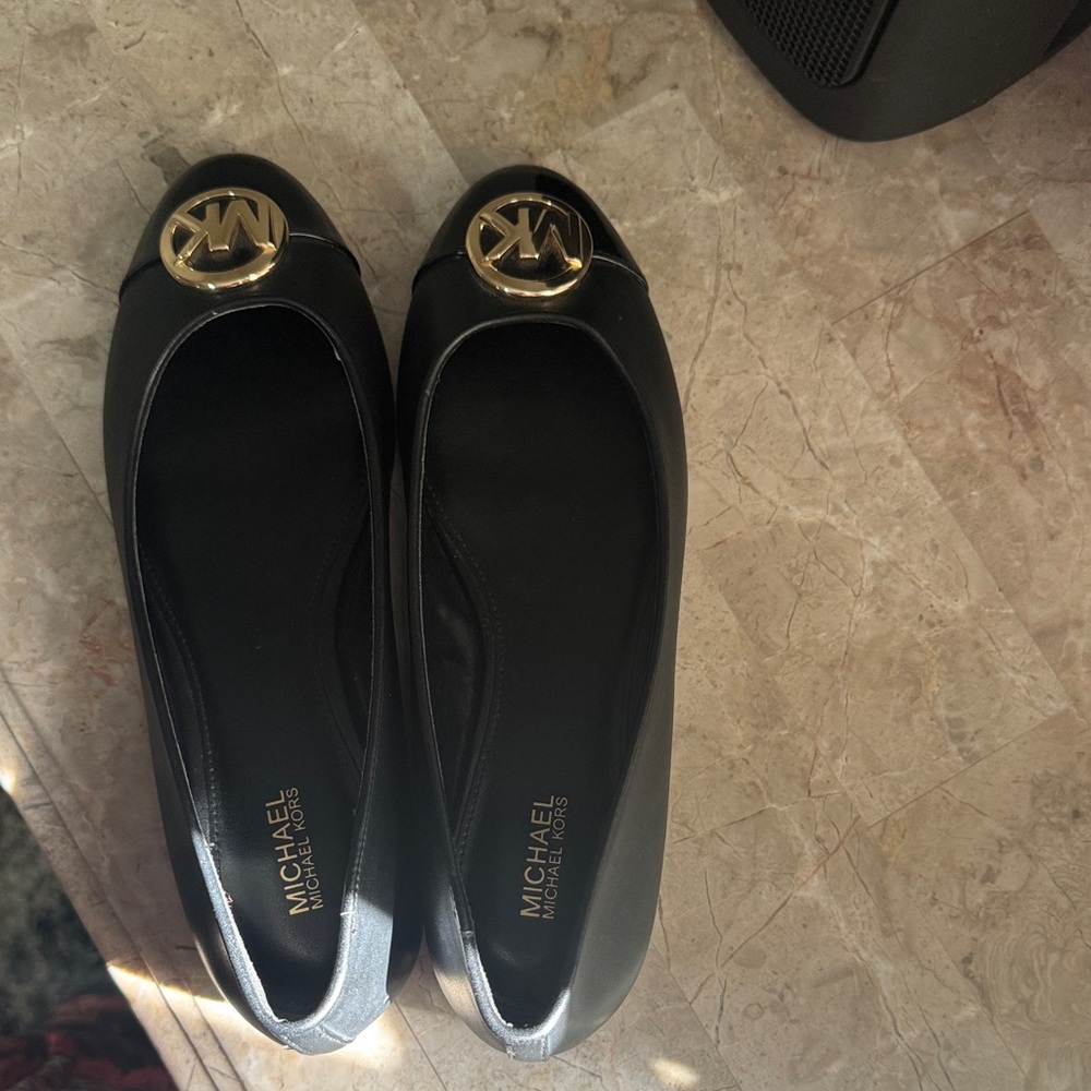 MICHAEL Michael Kors Black Leather Ballet Flats with Gold MK Medallion